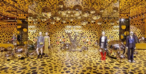 yayoi kusama for louis vuitton|lv yayoi kusama 2023.